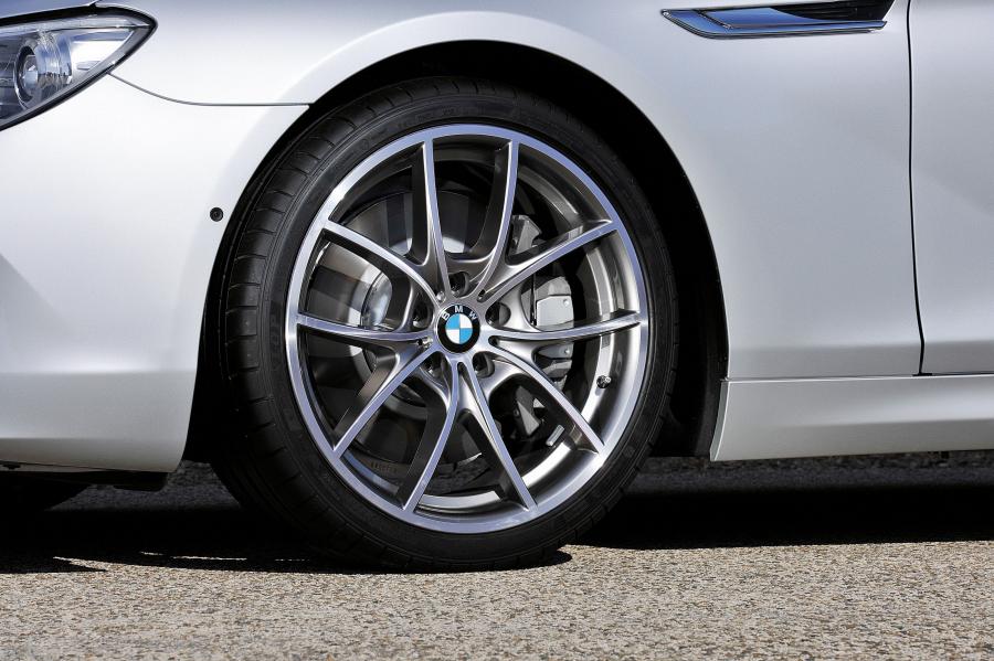  BMW 6-Series Convertible 2011 года  (фото 201 из 320)